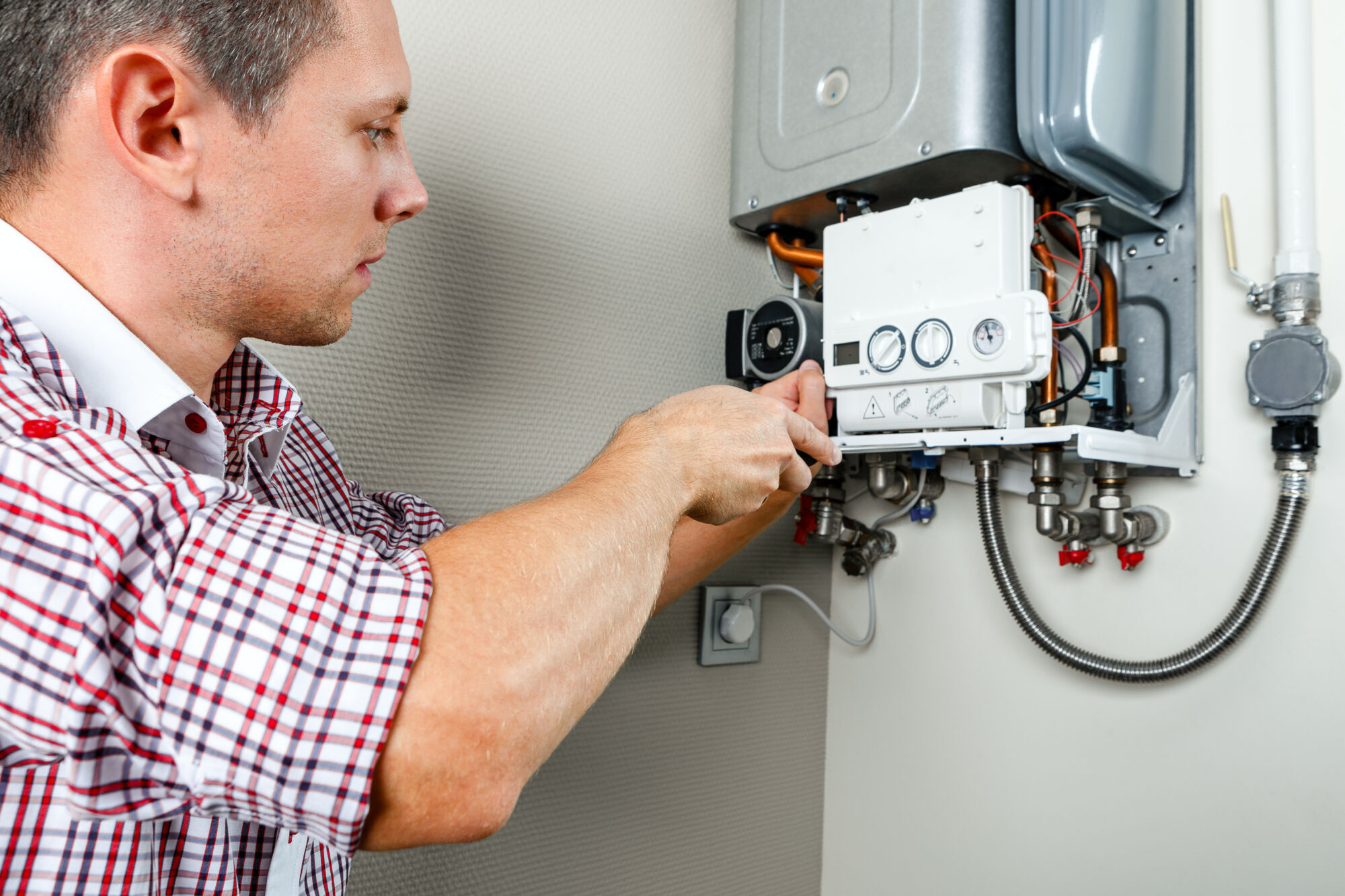 INSTALLATION CHAUFFAGE PAC | Froid CNR Nos chauffagistes sanitaires et frigoristes pour votre projet vers Strasbourg et Obernai Bischheim