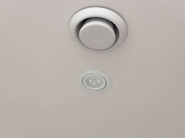 Pose de ventilation et installation d’&eacute;quipements sanitaires &agrave; c&ocirc;t&eacute; de Strasbourg et Mutzig Erstein 2
